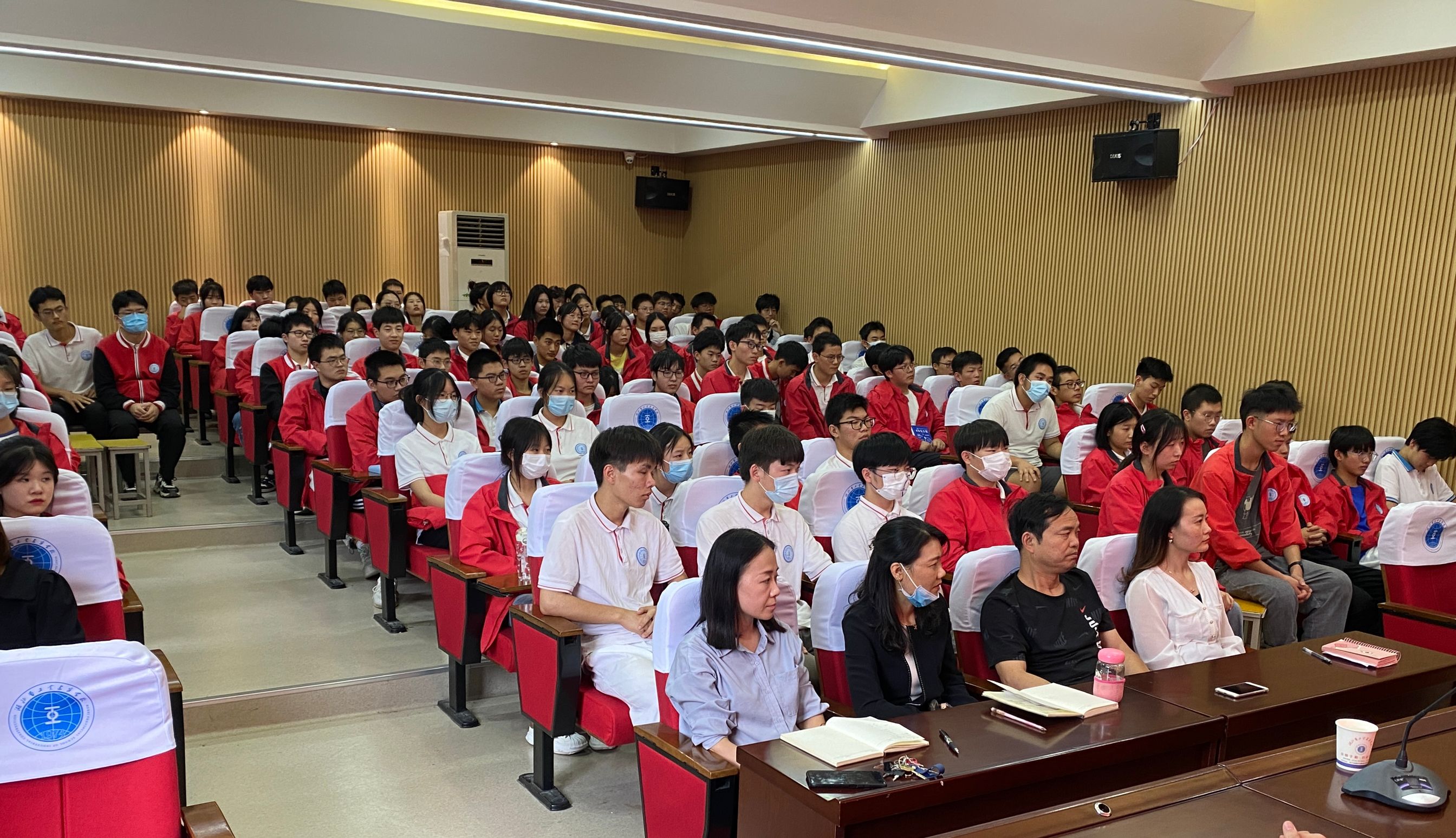 乘风破浪，扬帆起航——湖北省工业建筑学校高三冲本动员大会(图2)