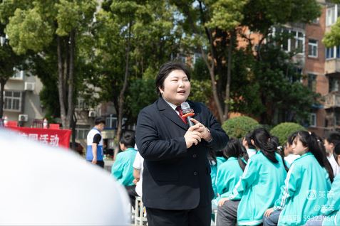 法制进校园 护航助成长 ———记湖北省工业建筑学校2023春季法制教育大会(图5)