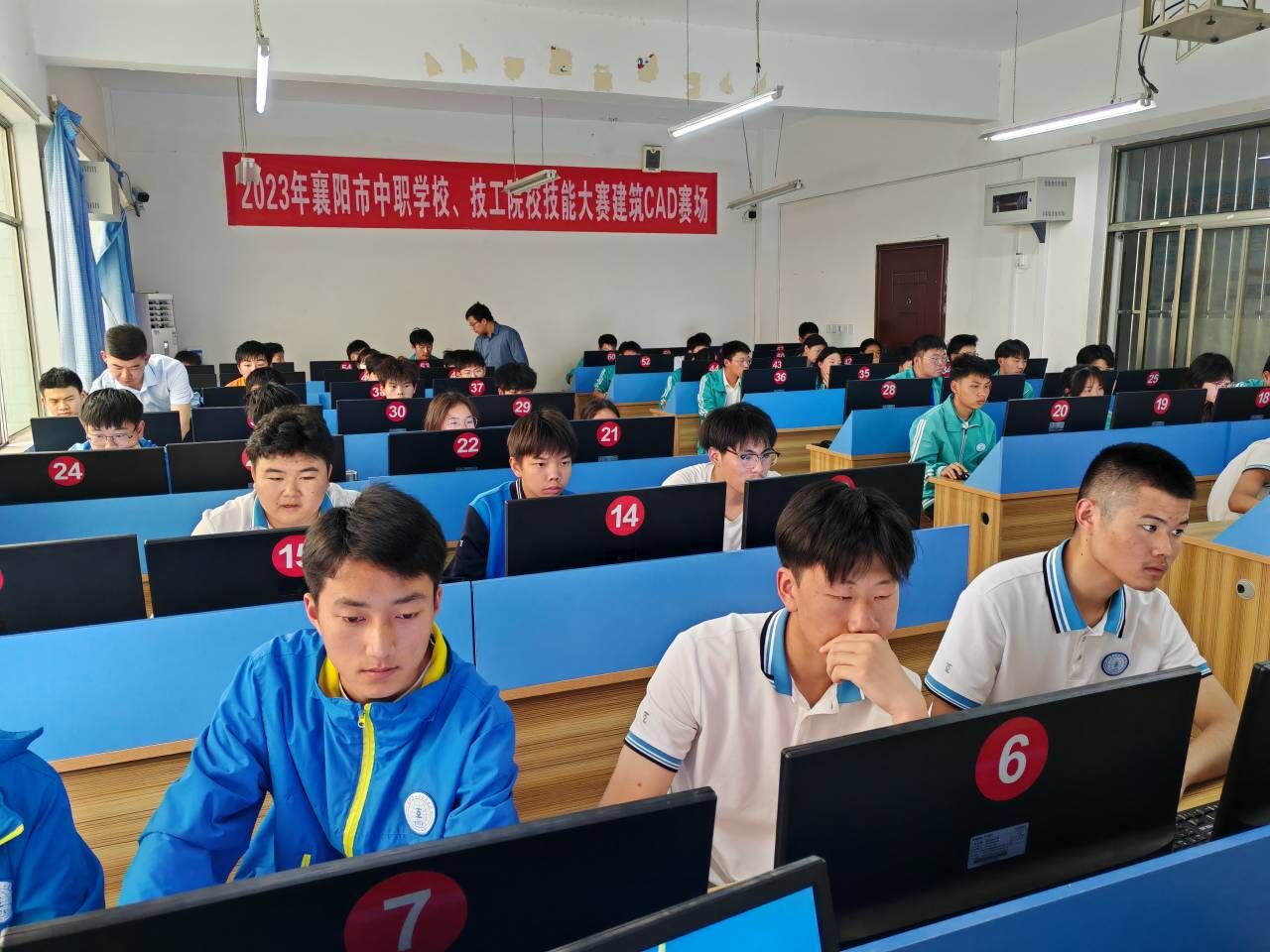 匠心筑梦 技赢未来——我校学生在技能大赛中荣获佳绩(图6)