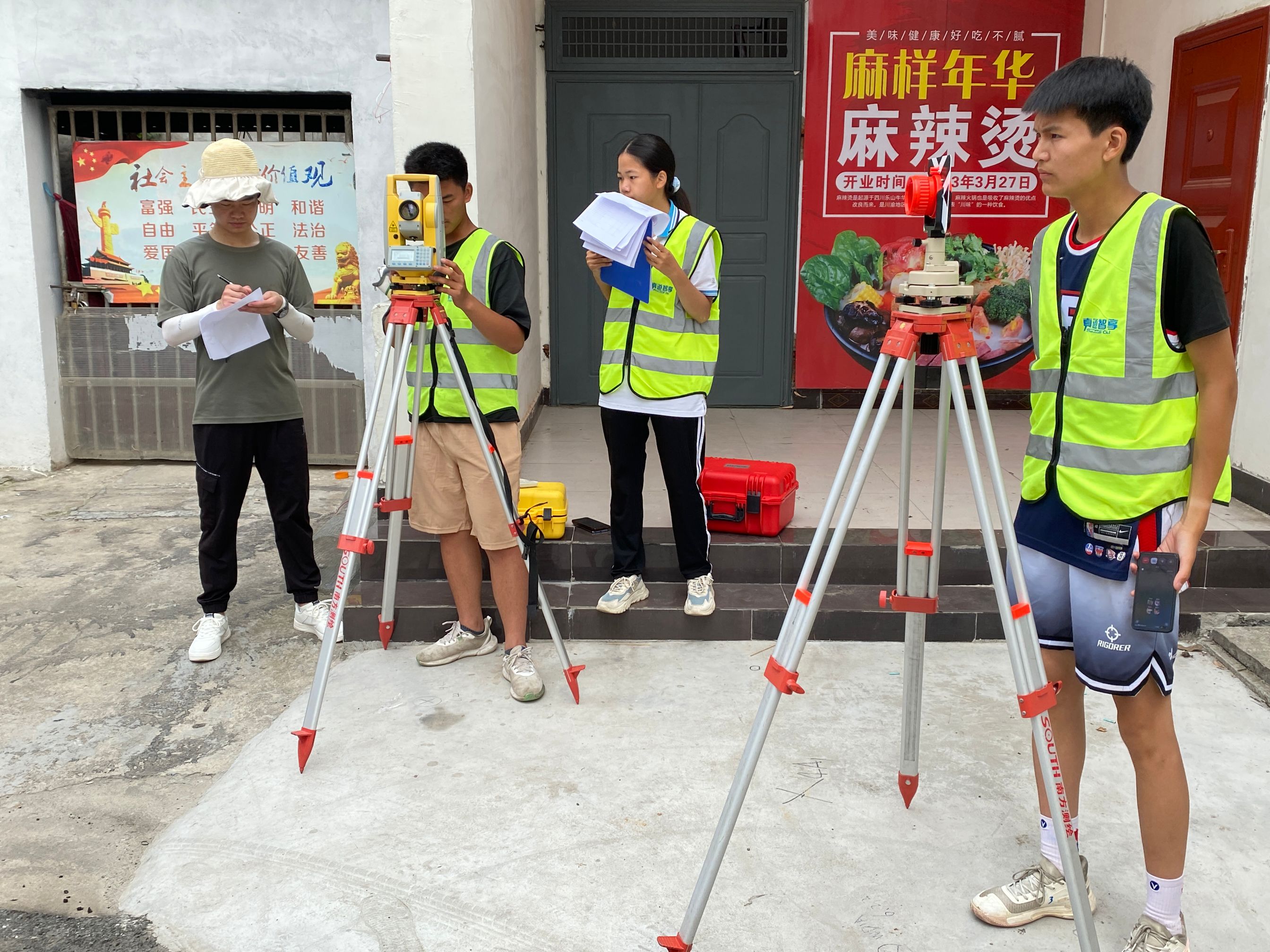 迎接挑战 追寻梦想——我校学生备战国赛(图3)