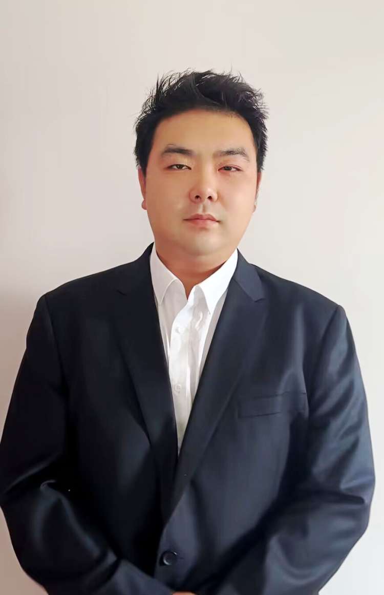 计算机基础教研组——朱星宇(图1)