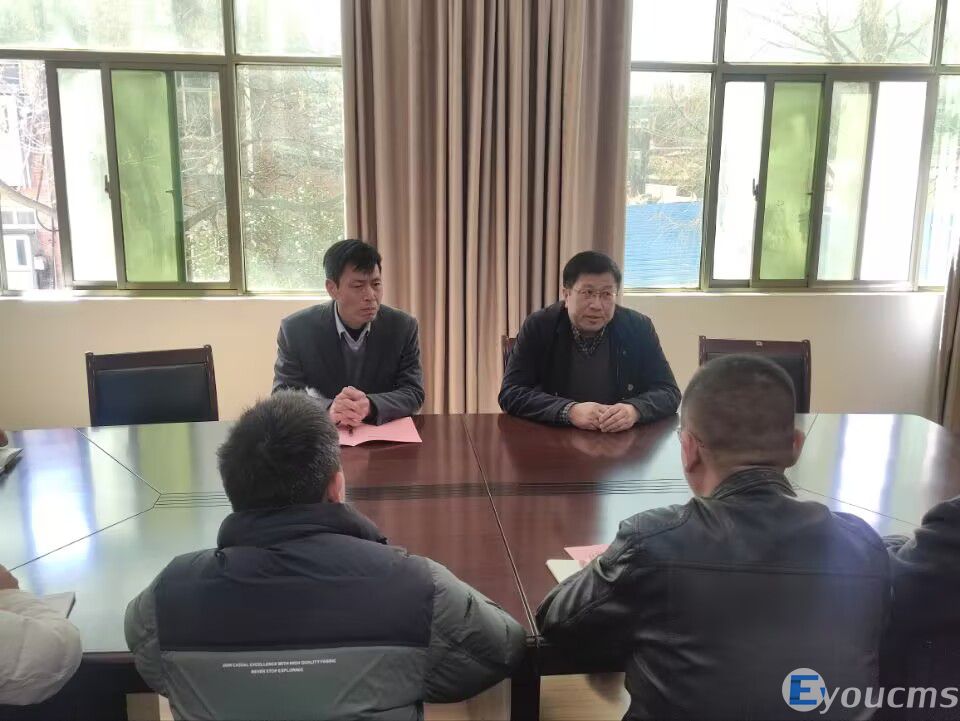 学校举行梓山湖职业技能培训中心和继续教育中心2025年度经营业绩责任书签订仪式(图3)