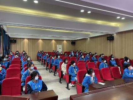 豆蔻梢头二月初———记湖北省工业建筑学校女生心理健康教育专题讲座(图5)