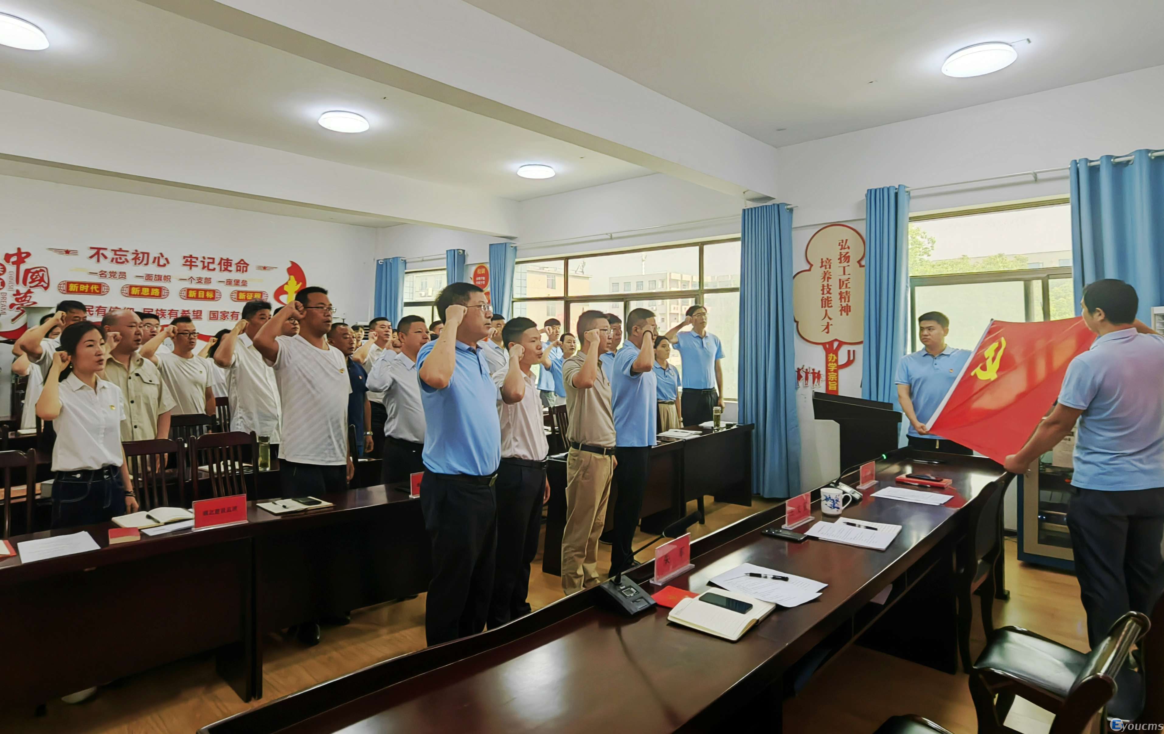 我校开展联合主题党日活动——联学共建强根基，产教融合促发展(图2)