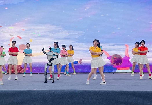我校师生积极参与2026年襄阳市全民禁毒宣传月启动仪式(图2)